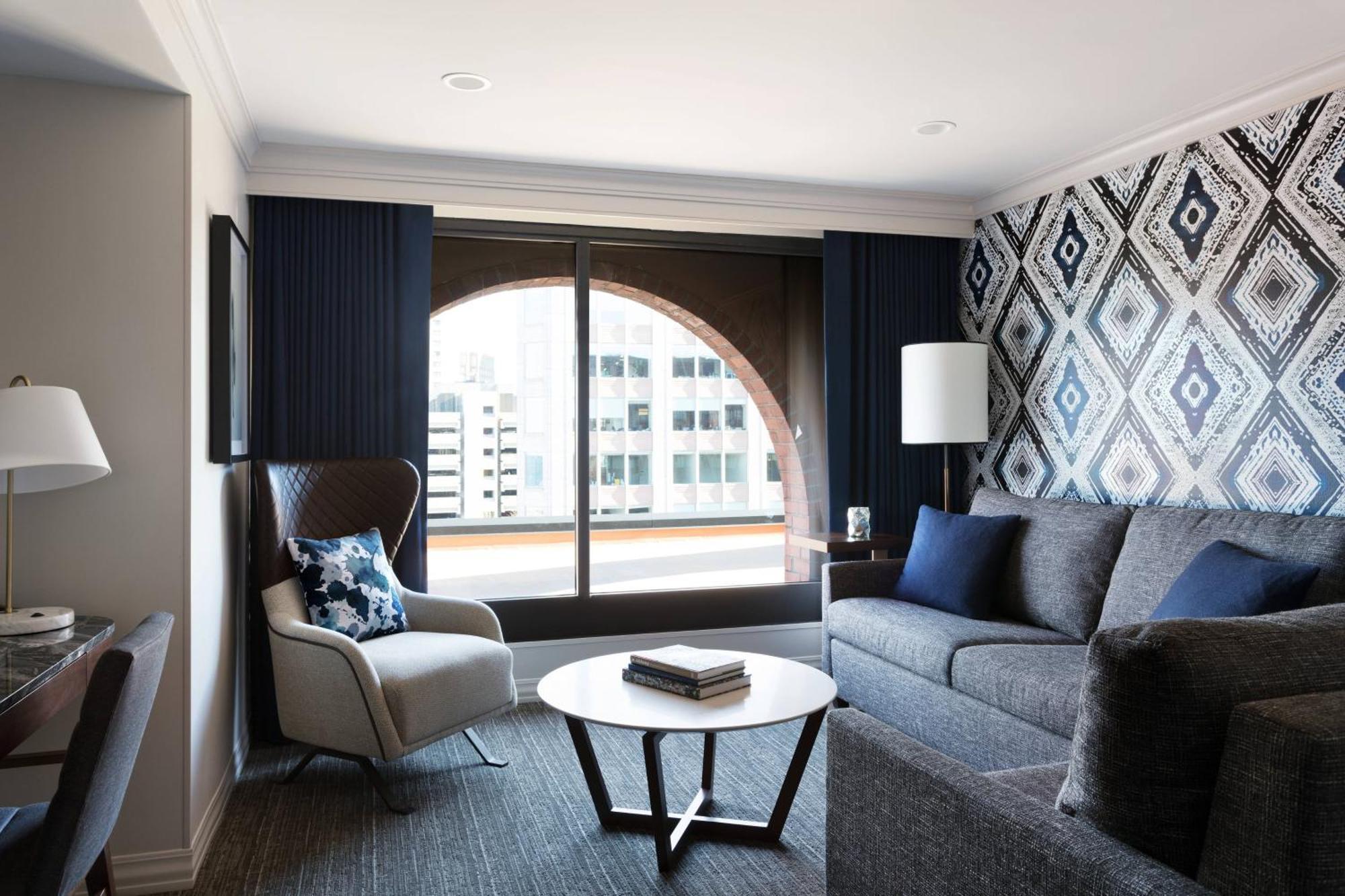 Marriott Long Wharf Hotel